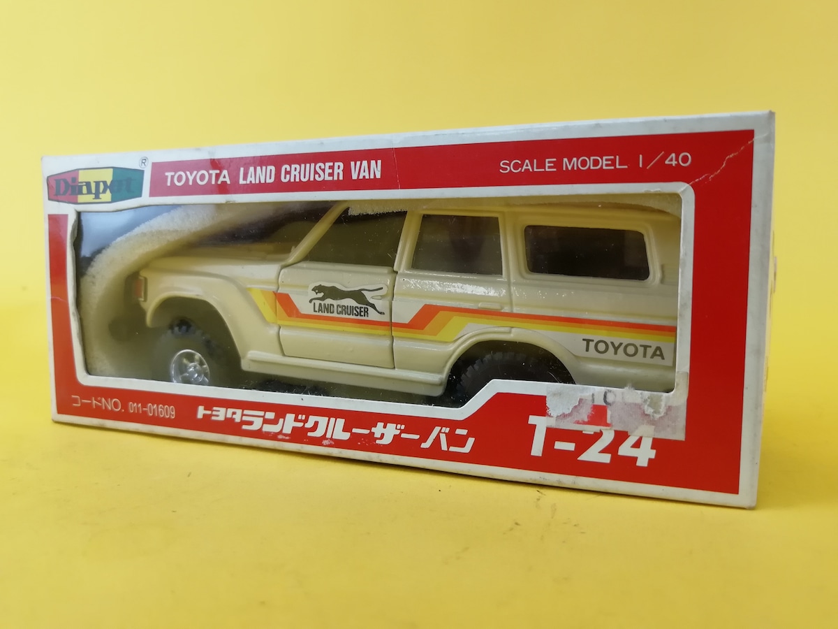 ヨネザワのミニカー ダイヤペット 1/40 T-24 トヨタ ランドクルーザー