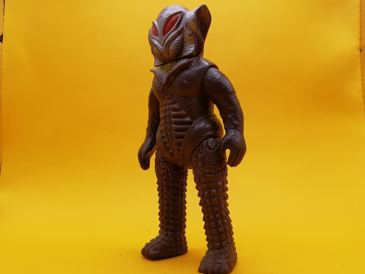 ブルマァク ミドルサイズソフビ メフィラス星人 | トイズキング レトロ