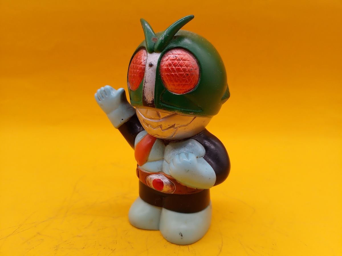 非売品　仮面ライダー　貯金箱　ソフビ 仮面ライダーX 2個 ソフビ貯金箱 開封済みと未開封 バンプレスト